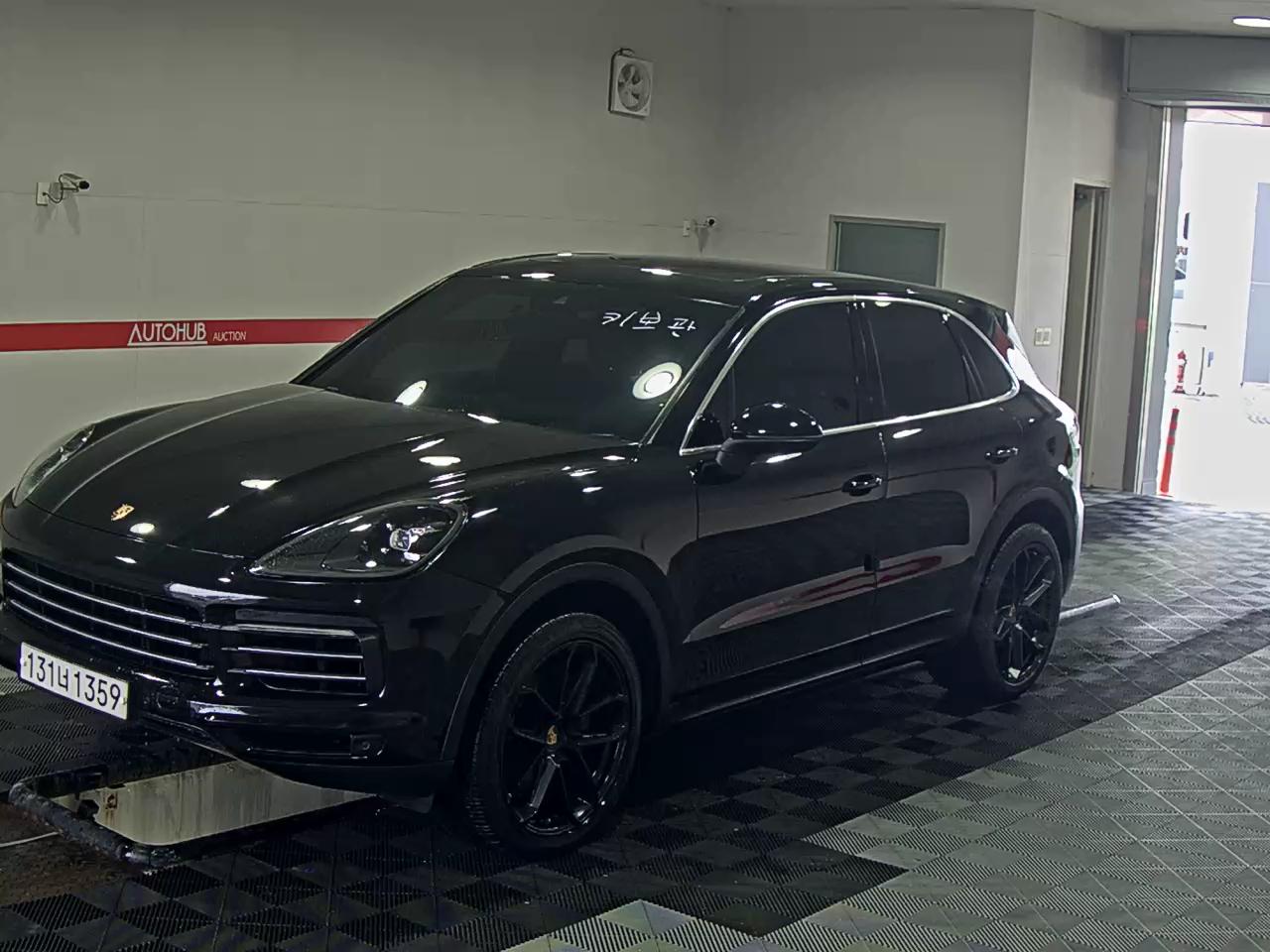 PORSCHE Cayenne