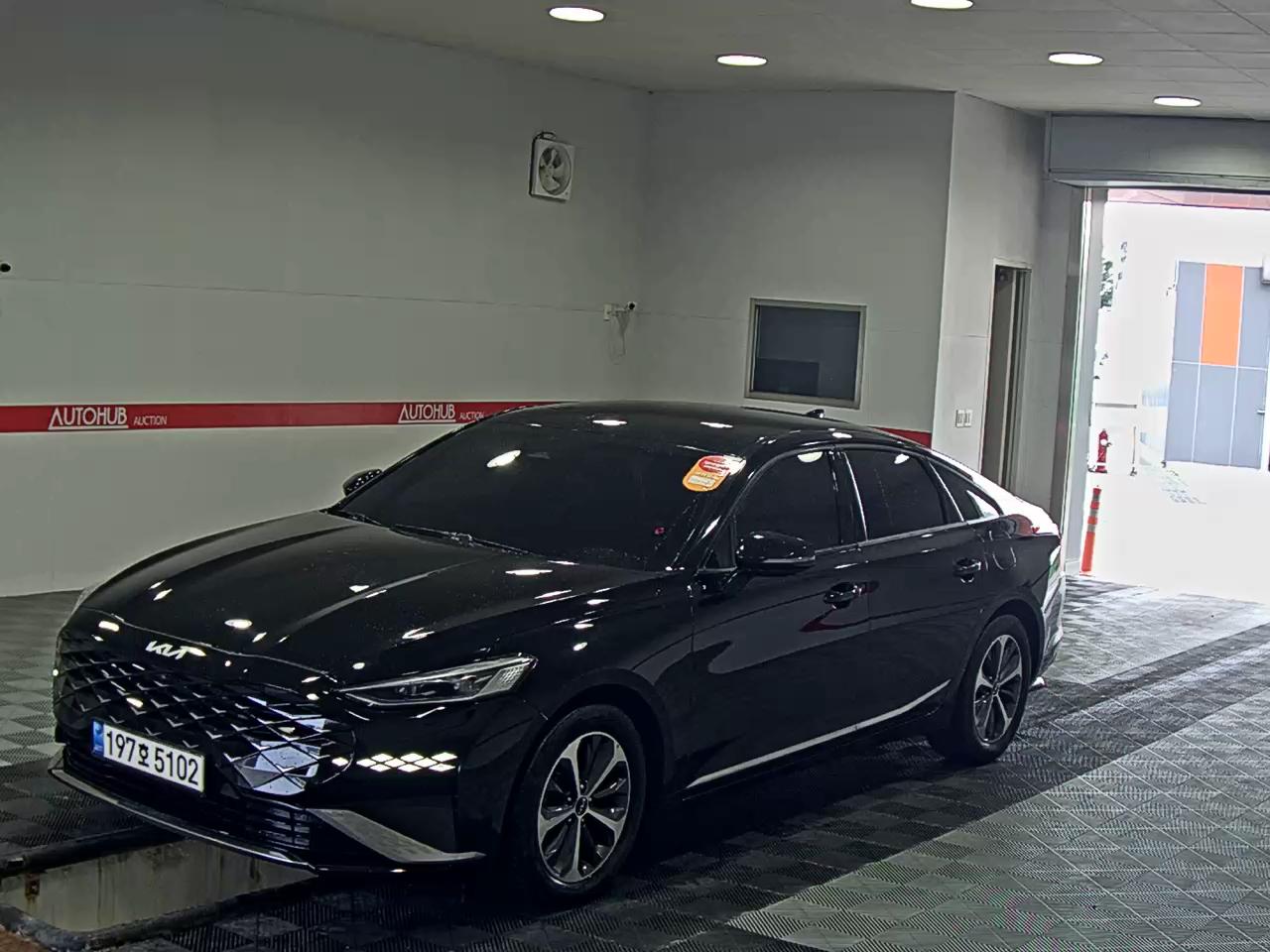 KIA K8