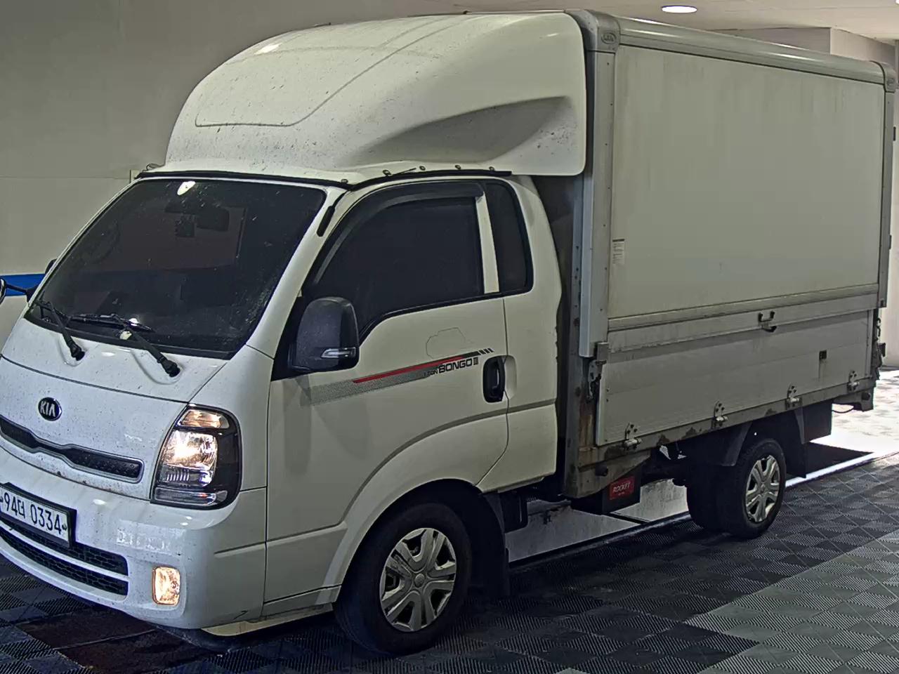 KIA BONGO 3