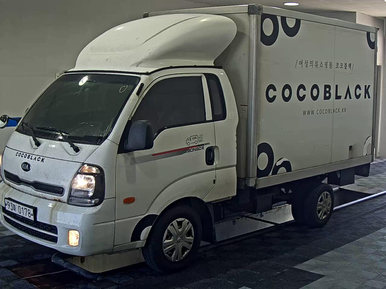 KIA BONGO 3