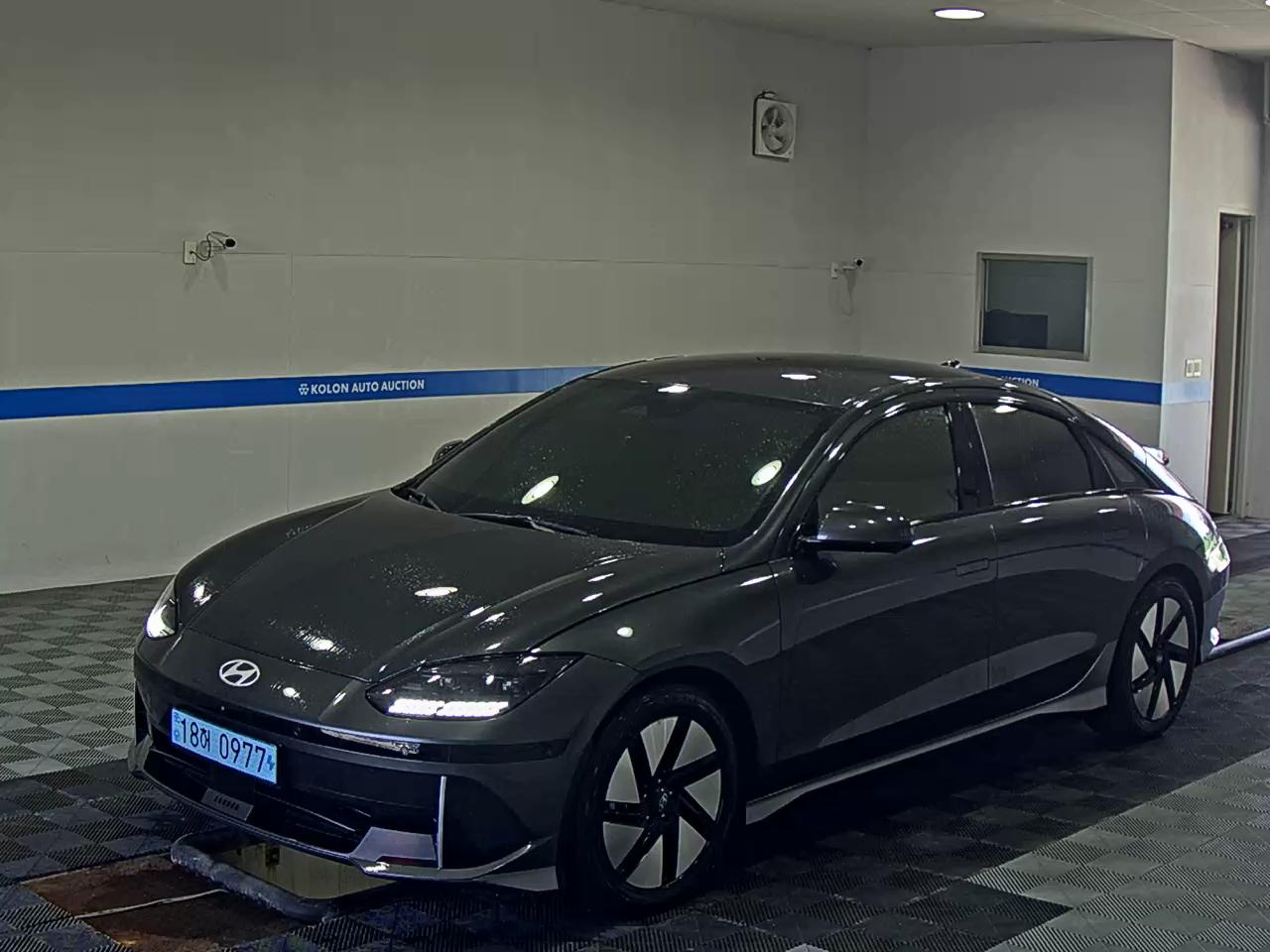HYUNDAI IONIQ 6