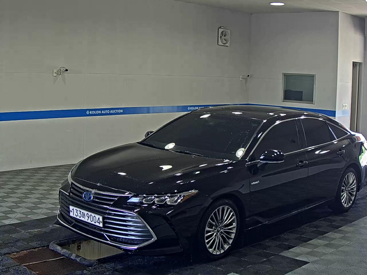 TOYOTA AVALON