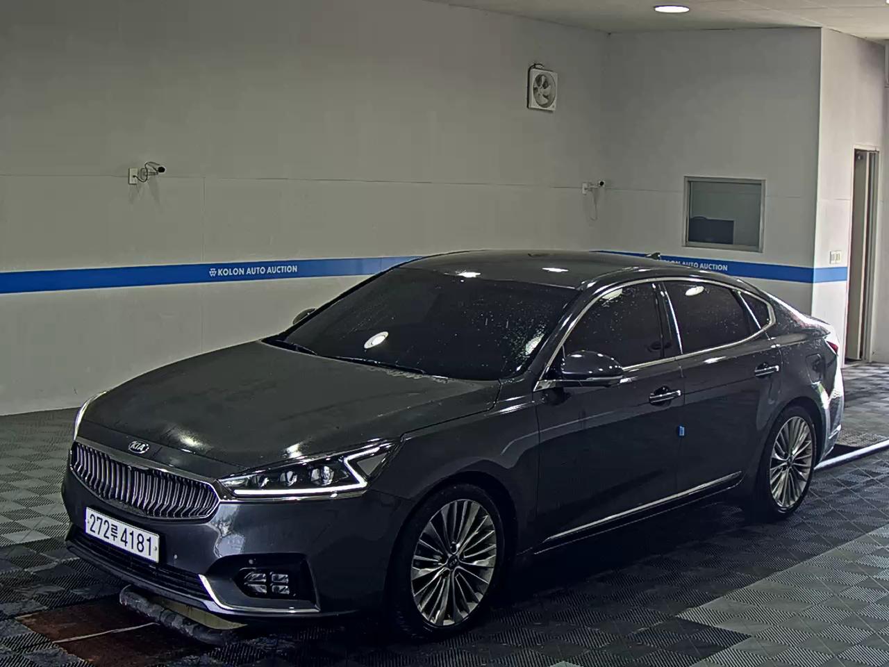 KIA K7