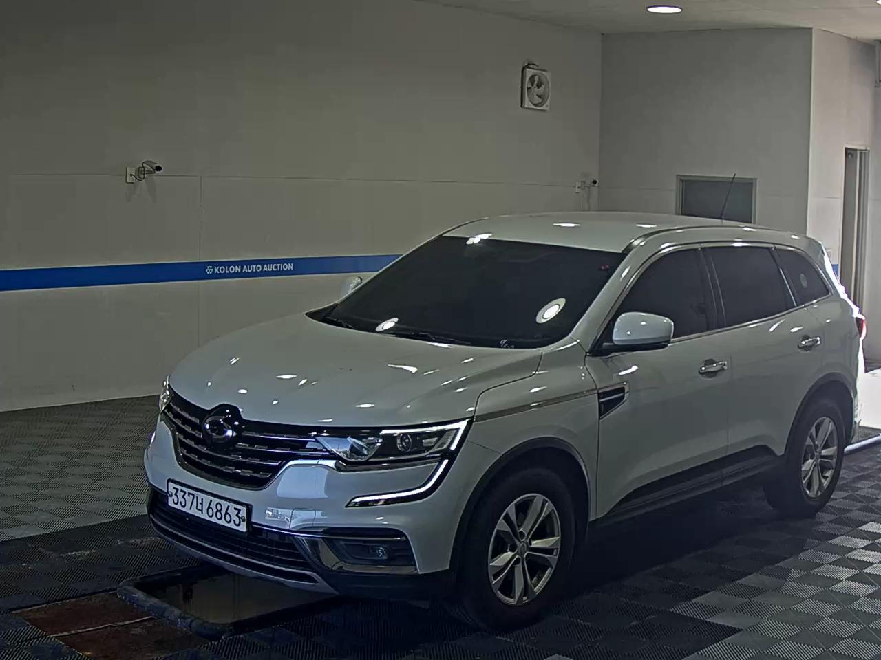 RENAULT QM6