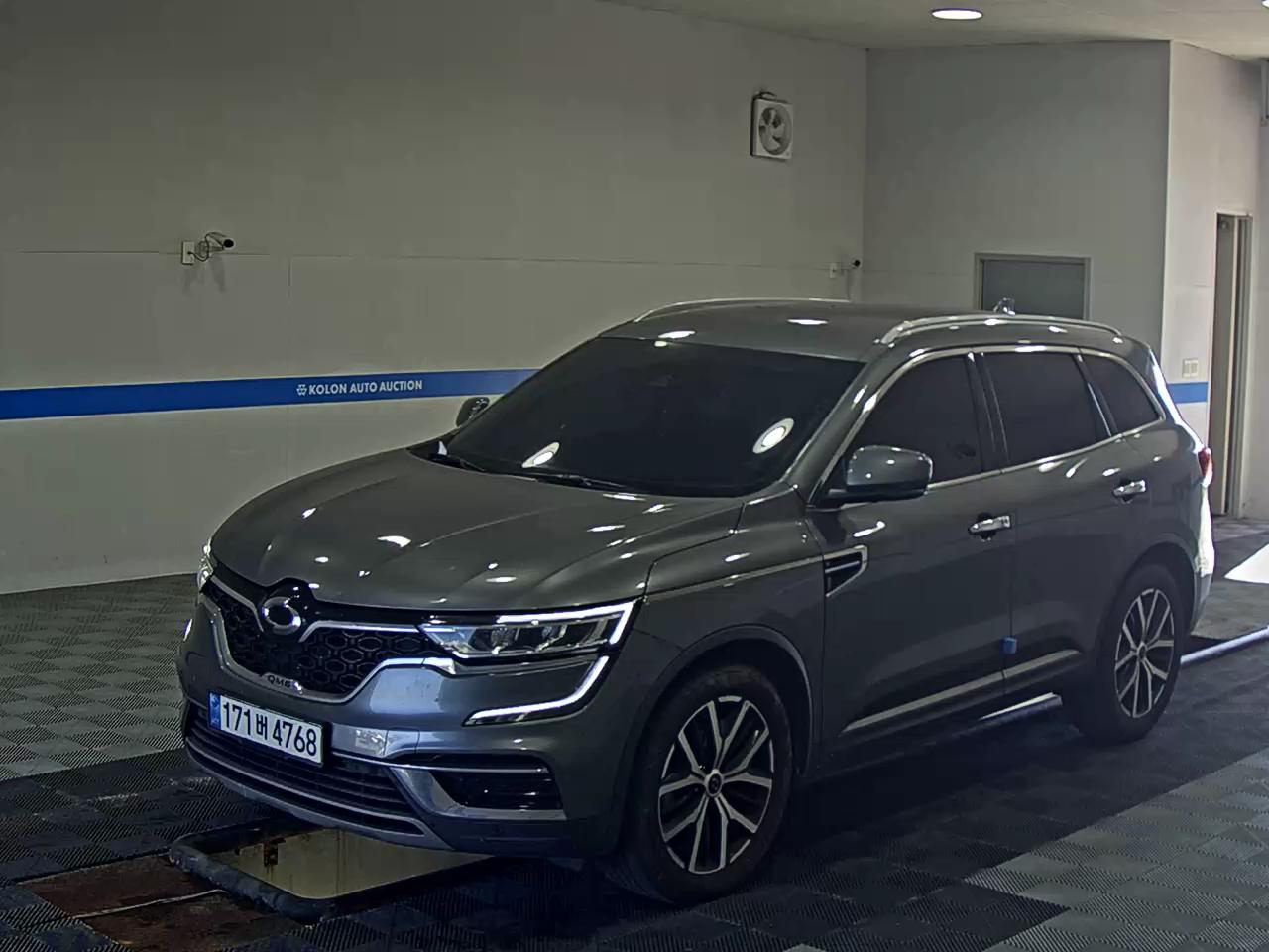 RENAULT QM6